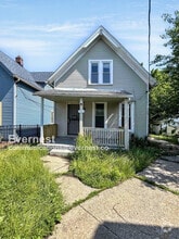 Building Photo - 3404 Walton Ave