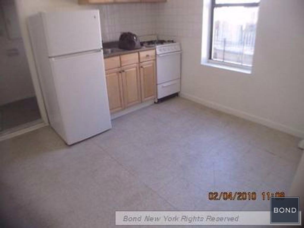 Primary Photo - 57 Pitt St