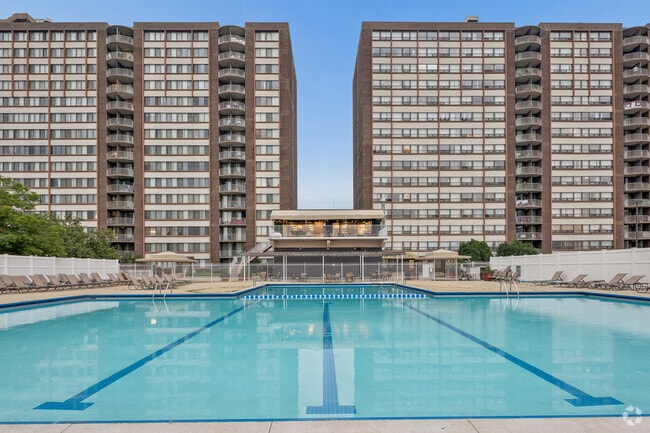 Building Photo - The Pavilion Apartments