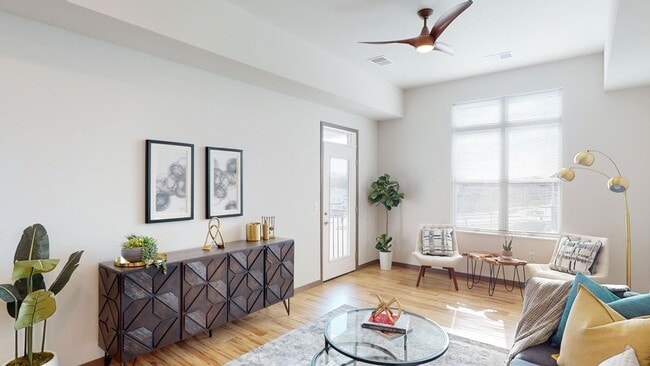 Building Photo - Van Buren East