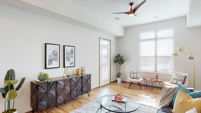 Foto del edificio - Van Buren East