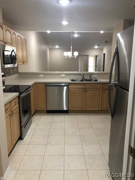 Foto del edificio - 5356 W Oak Park Blvd