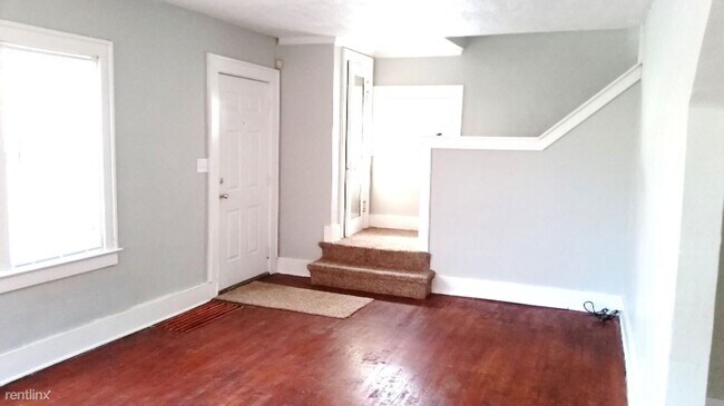 Building Photo - 3 br, 1 bath House - 1041 Niagara Ave SE