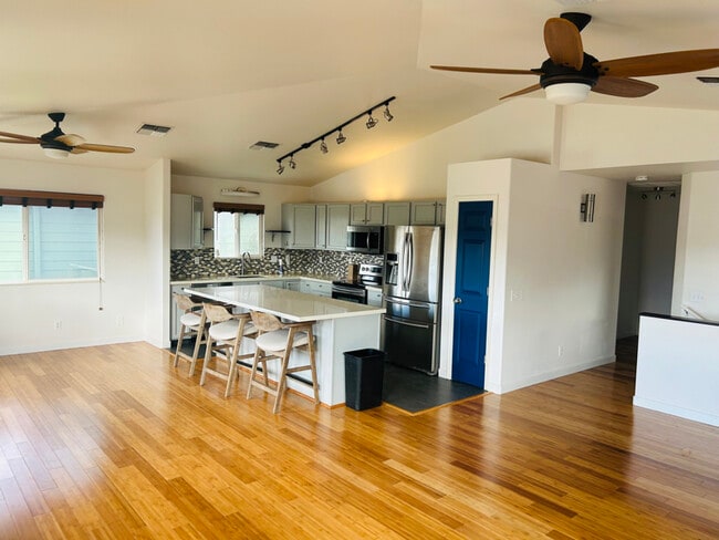 Foto del edificio - 46 Laumakani Loop