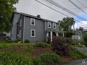 Building Photo - 320 5th St SW