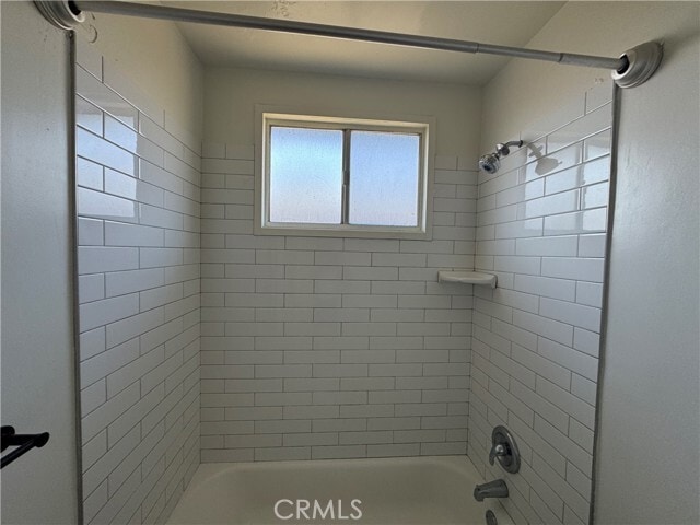 Foto del edificio - 4213 166th St