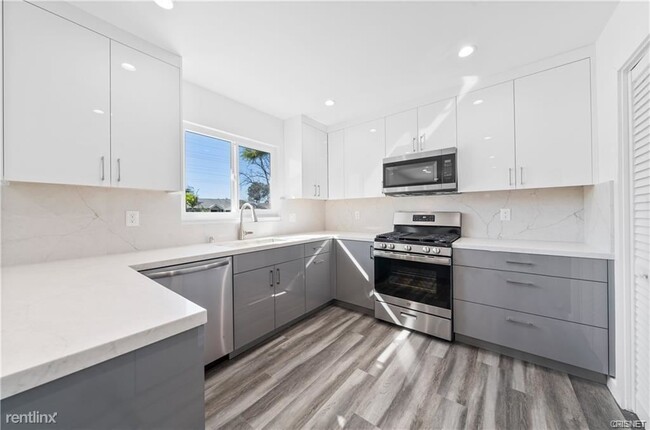 Building Photo - 4 br, 2 bath House - 18815 Lemay St