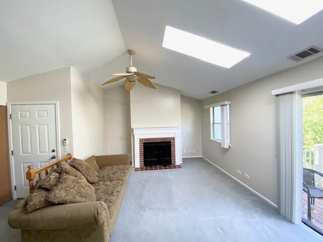 Building Photo - 164 Stirling Ln