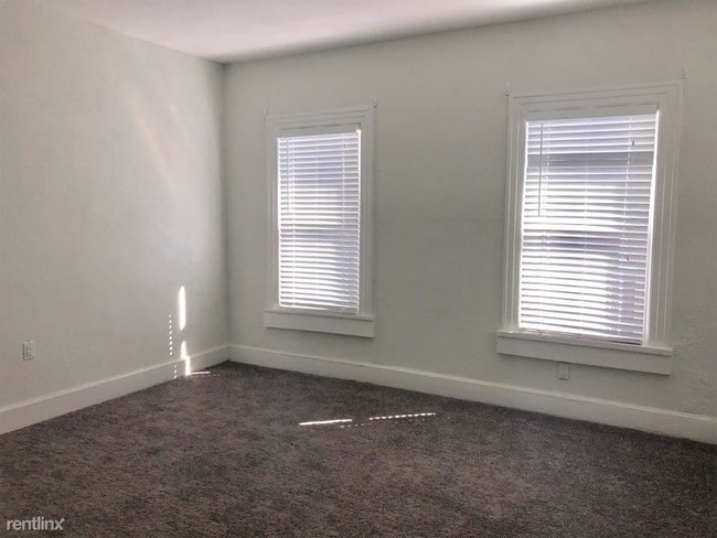 Building Photo - 1 br, 1 bath House - 2360 Forrest Ave Apt 1