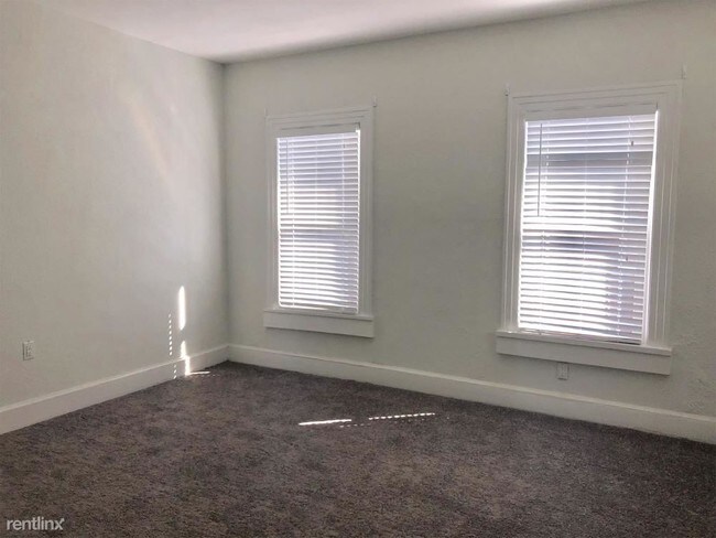 Foto del edificio - 1 br, 1 bath House - 2360 Forrest Ave Apt 1