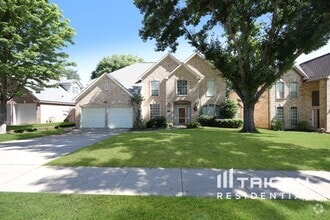 Building Photo - 1920 Fair Field Dr