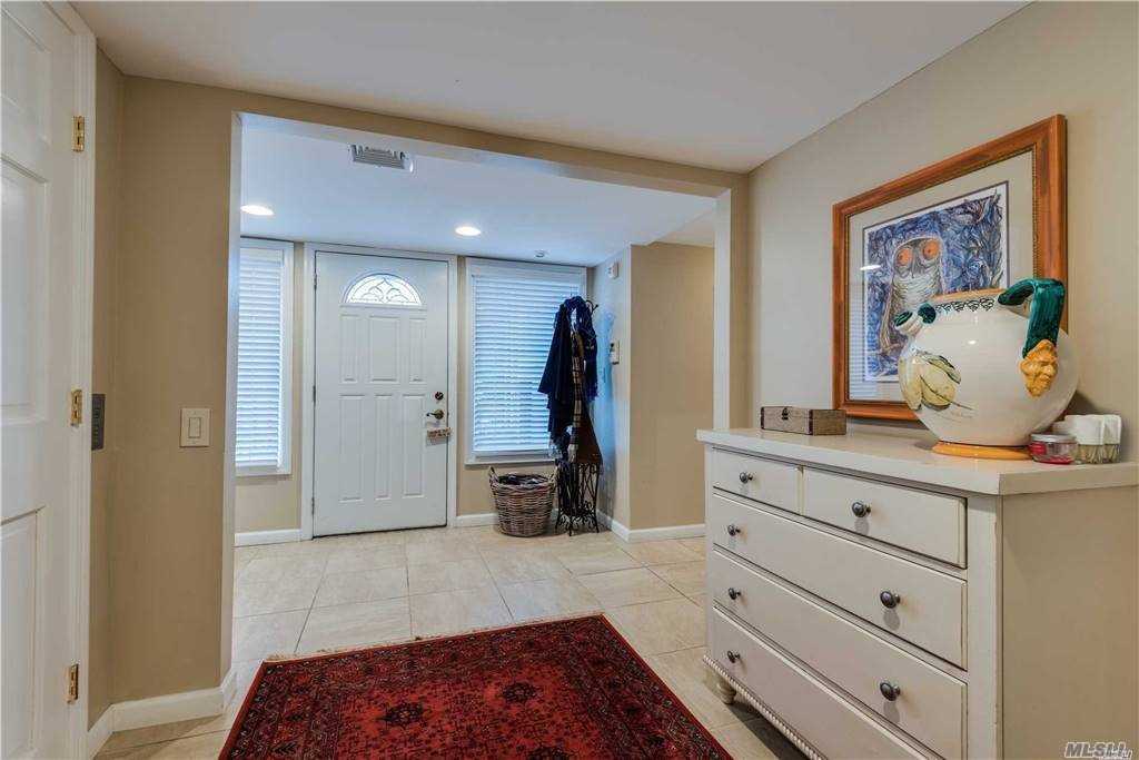 Foto principal - 76 Cheltenham St