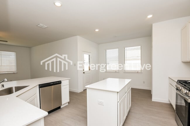 Foto del edificio - 209 Pine St