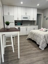 Building Photo - 222 SW 8th St