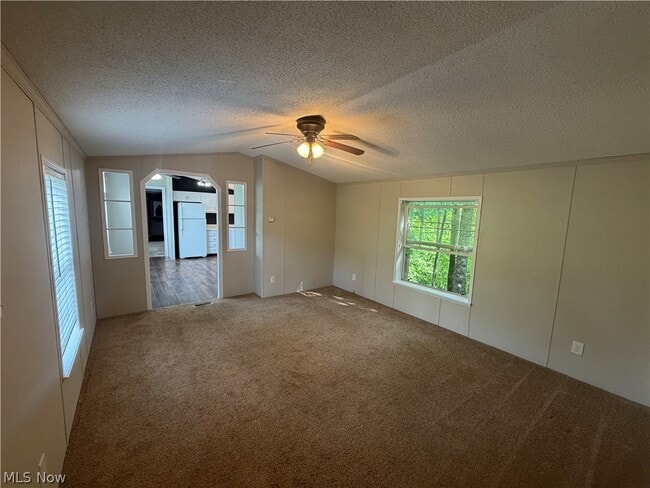 Foto del edificio - 2476 Cunningham Rd