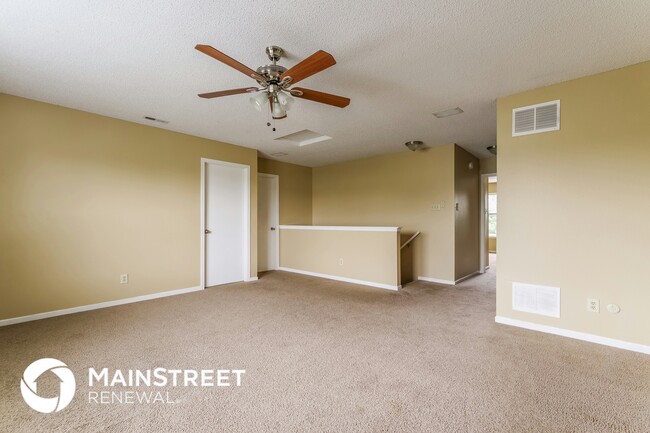 Building Photo - 1849 Southernwood Ln