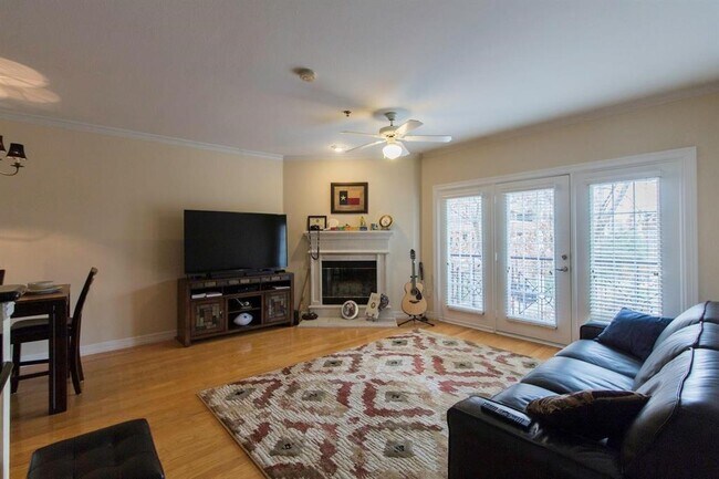Foto del edificio - 3400 Welborn St