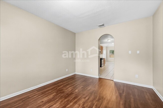 Foto del edificio - 25803 Bayou Arbor Ln