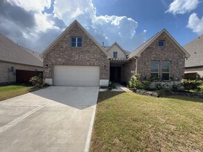 Building Photo - 5714 Caracara St