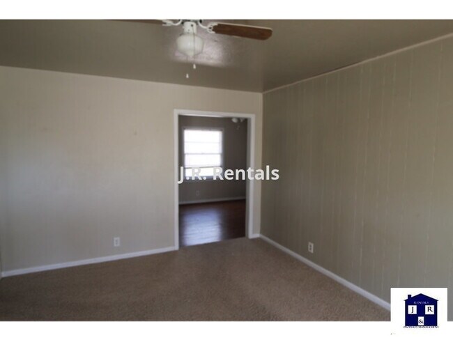 Building Photo - 1104 S. 17th Street, Copperas Cove TX, 76522