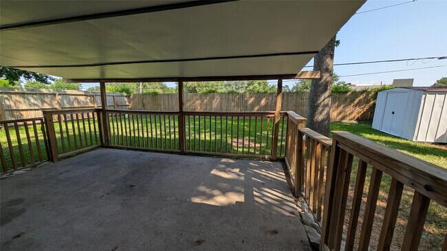 Foto del edificio - 10710 Ambergate Dr