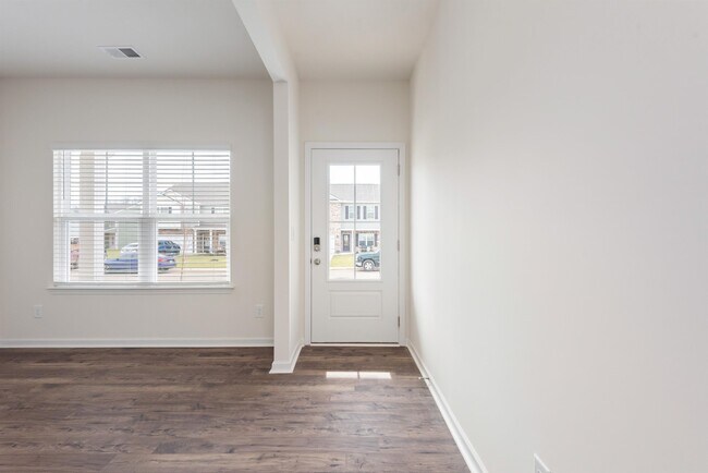Foto del edificio - 4742 Willow Bluff Cir