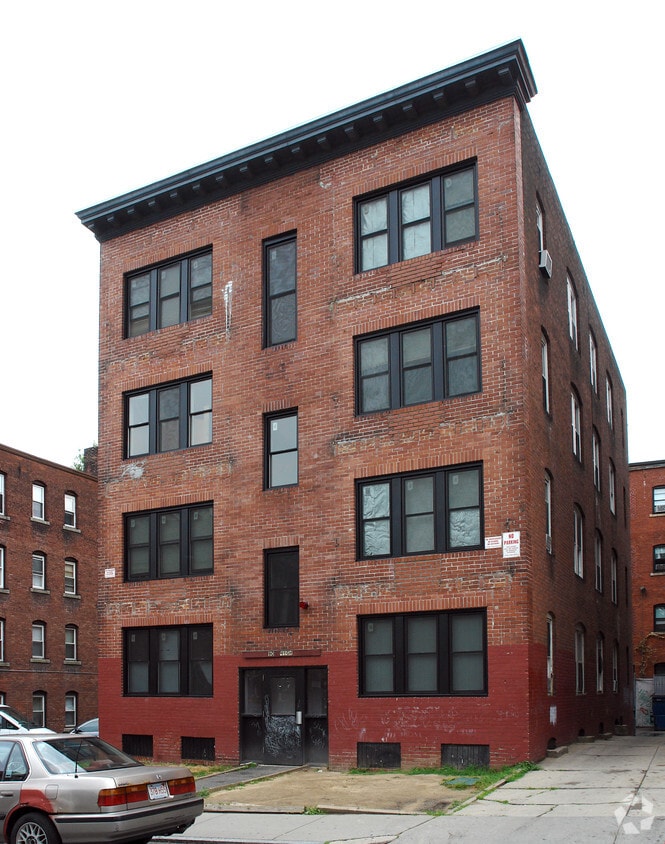 Building Photo - 90 High St