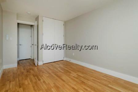 Building Photo - 334 Harvard St