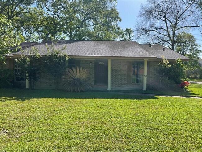 Foto del edificio - 29618 Timber Trail St