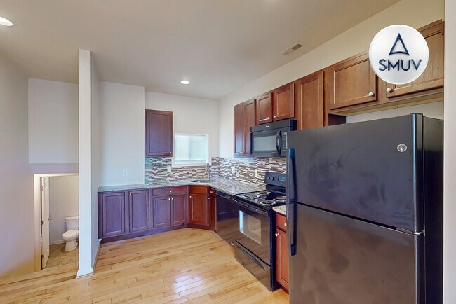 Foto del edificio - 226 N Carey St