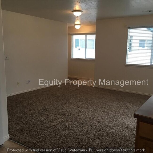 Building Photo - 3 Bedroom home in Midvale