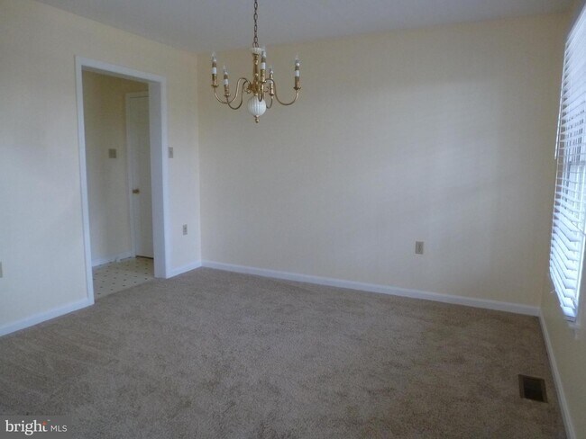 Building Photo - 5014 Muirfield Pl
