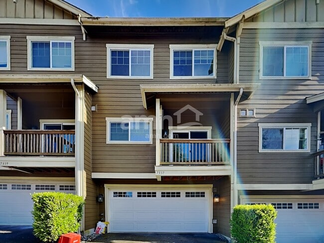 Building Photo - 7337 Rainier Dr