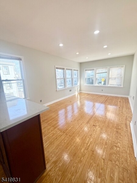 Foto del edificio - 204 Burgess Pl