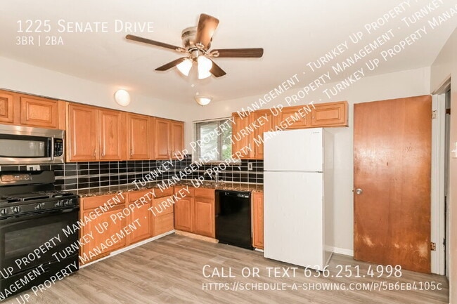 Building Photo - 1225 Senate Dr