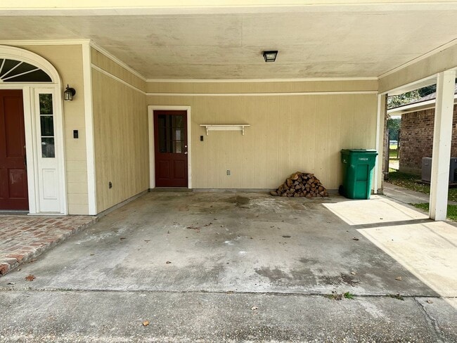 Building Photo - Charming 3 Bedroom 2 Bath home for Rent in Zachary