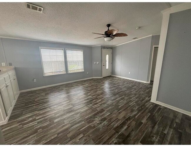 Foto del edificio - 8321 SE Skylark Ave