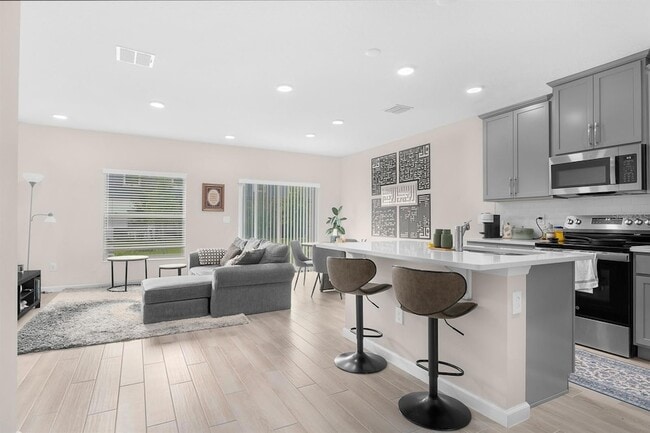 Building Photo - 5070 Rain Shadow Dr