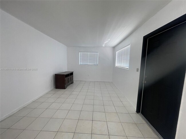 Foto del edificio - 3960 SW 68th Ave