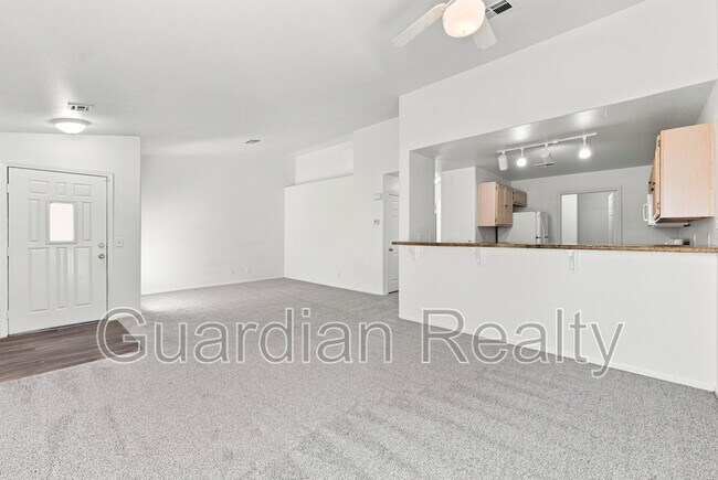 Foto del edificio - 3676 Renovah St