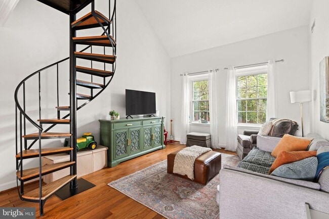 Foto del edificio - 3050 S Buchanan St