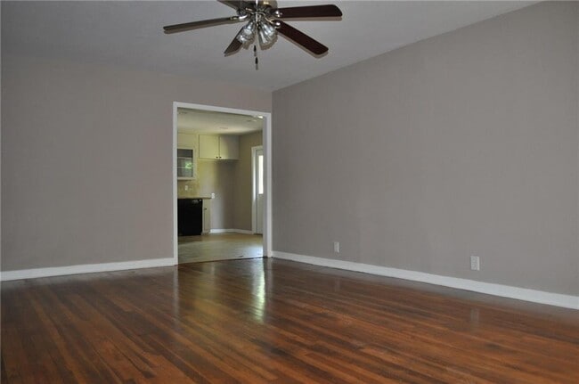Foto del edificio - 7702 Rutgers Ave