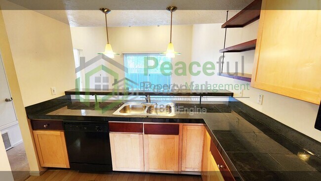 Foto del edificio - 4340 S Highland Dr