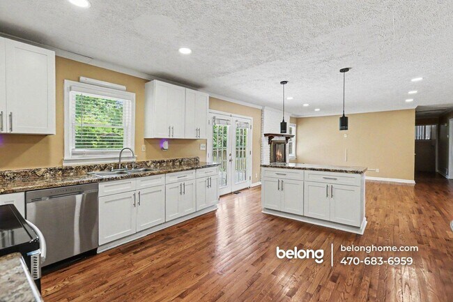 Building Photo - 3126 Wesley Chapel Rd