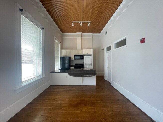 Foto del edificio - 470 Poplar St