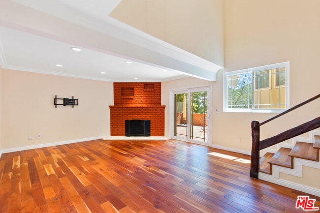 Building Photo - 4236 Ensenada Dr