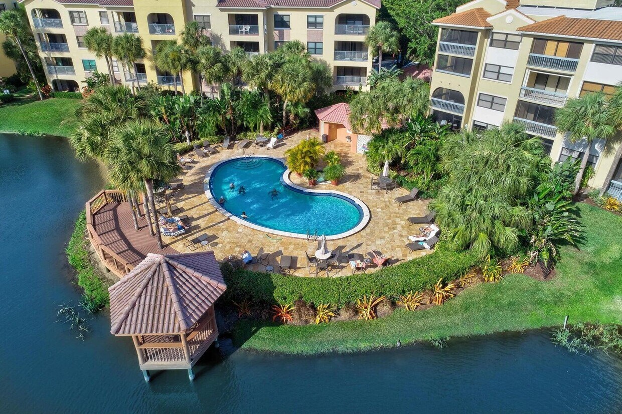 Foto principal - 100 Uno Lago Dr