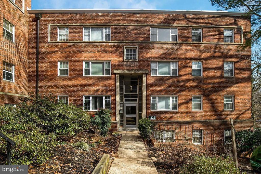 Foto principal - 1322 Fort Myer Dr