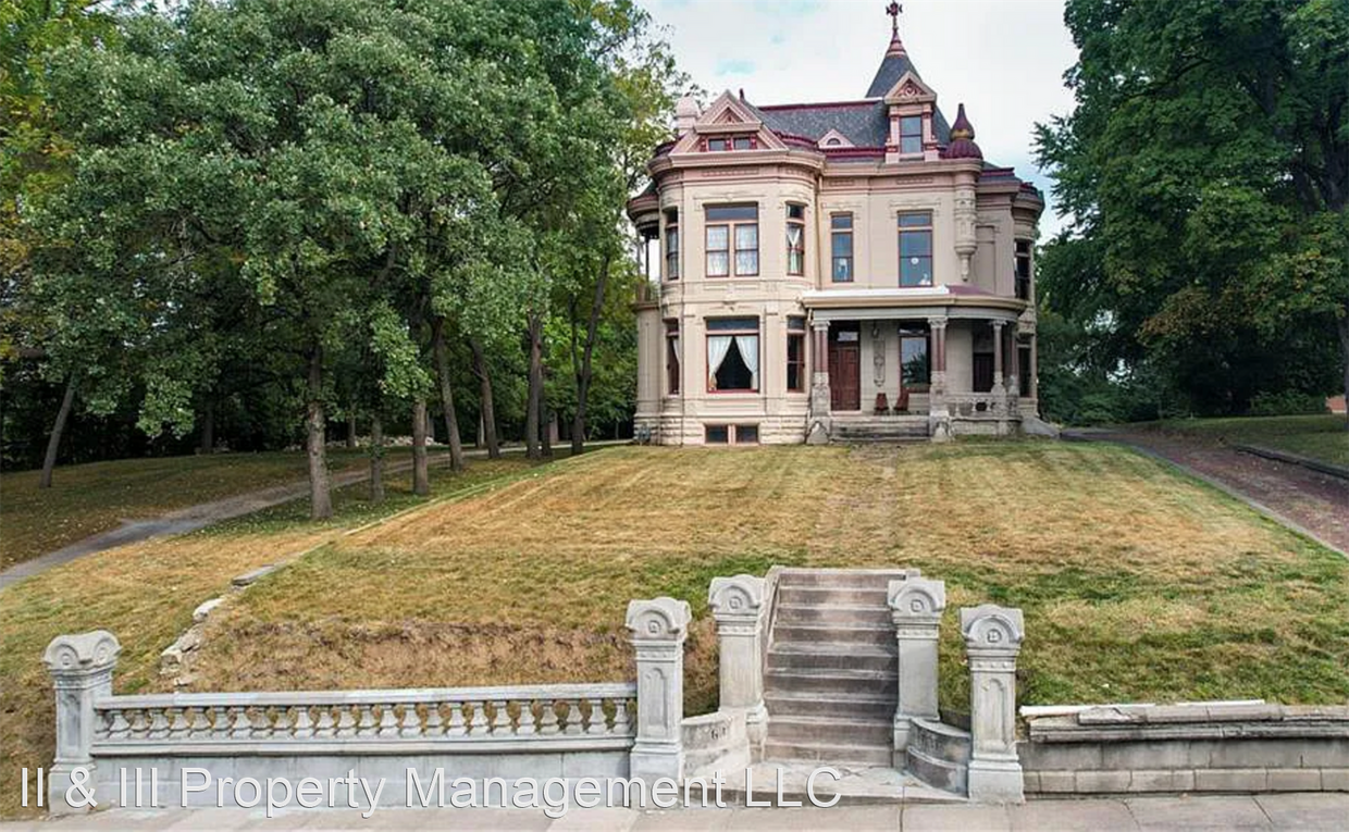 Foto principal - 4 br, 4 bath House - 631 Hall St