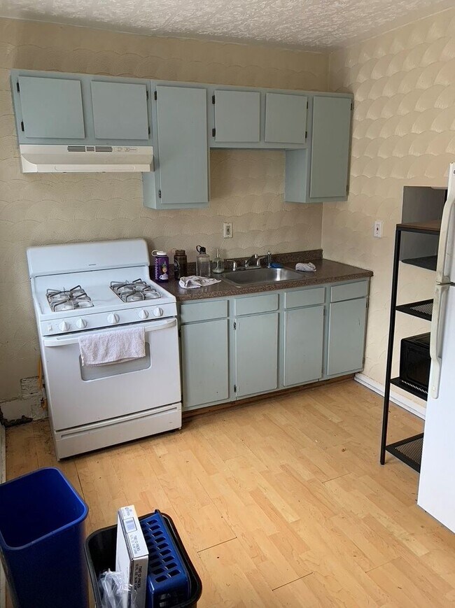 Foto del edificio - Bright and Airy 2 Bedroom Townhome in Patt...